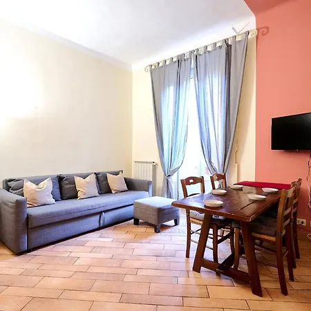 Apartment Xenia - Elegant Flat In The Center Of *