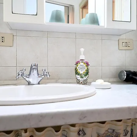 Xenia - Elegant Flat In The Center Of *