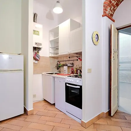Apartment Xenia - Elegant Flat In The Center Of *