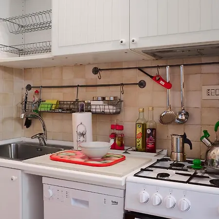 Apartment Xenia - Elegant Flat In The Center Of Milan
