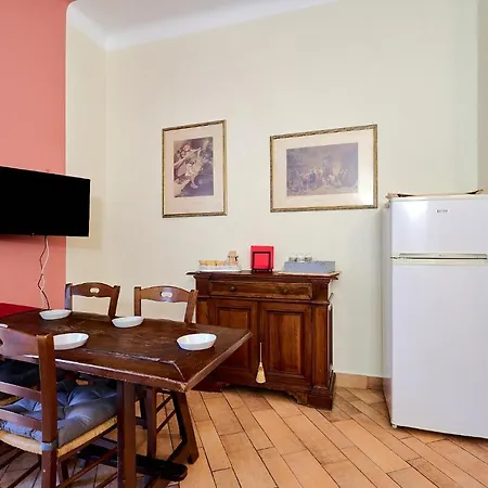 Apartment Xenia - Elegant Flat In The Center Of Milan
